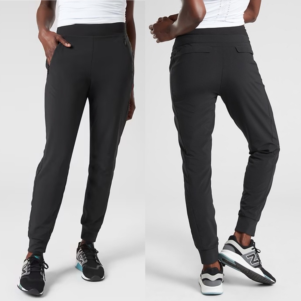 Athleta Lined Soho Jogger Stretch Pants Slim Relaxed Athleisure Sporty Black 12